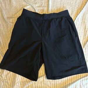 Lululemon THE Short, 7”, Size L